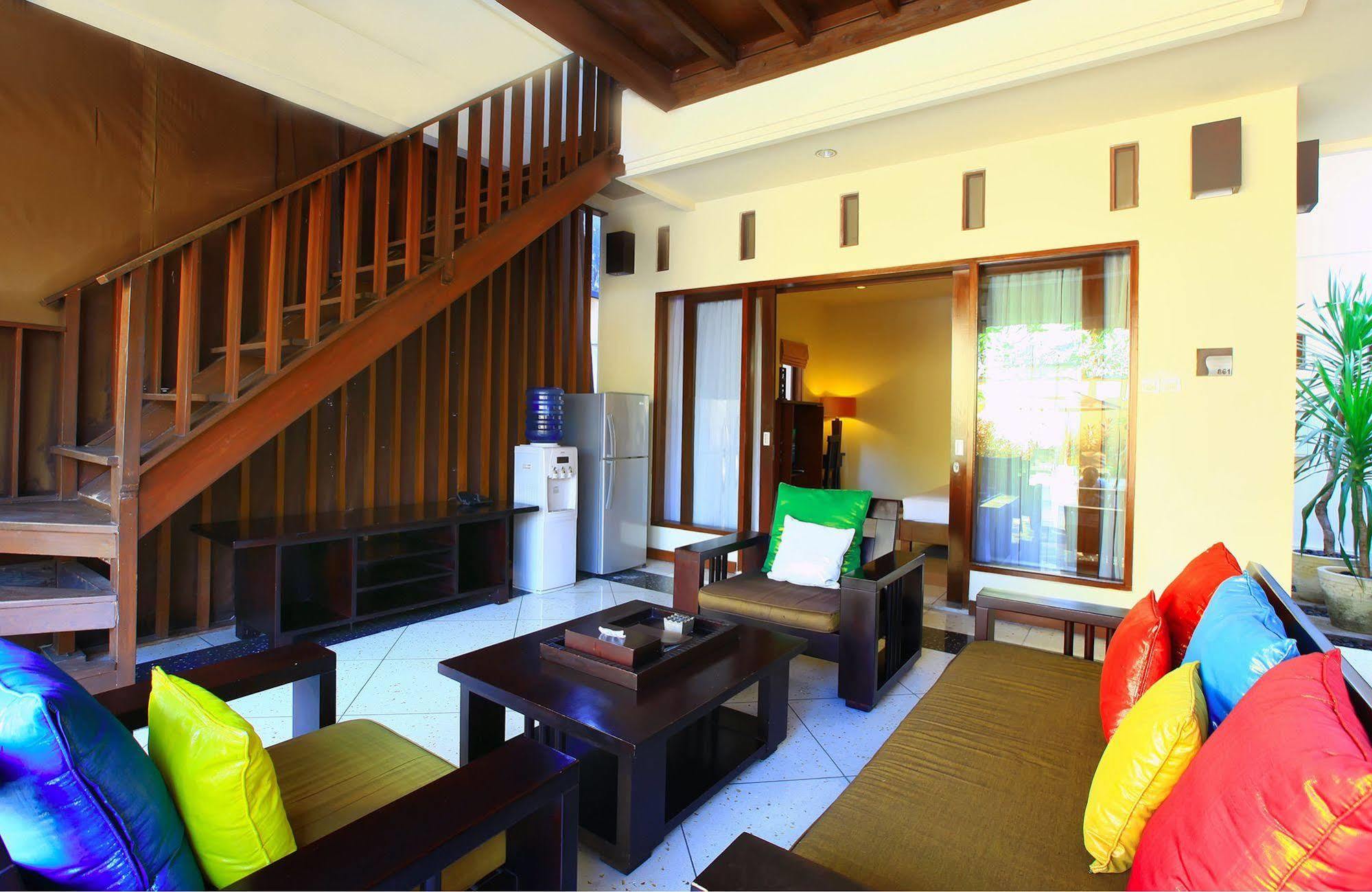 Mutiara Jimbaran Villas Kuta Selatan Buitenkant foto